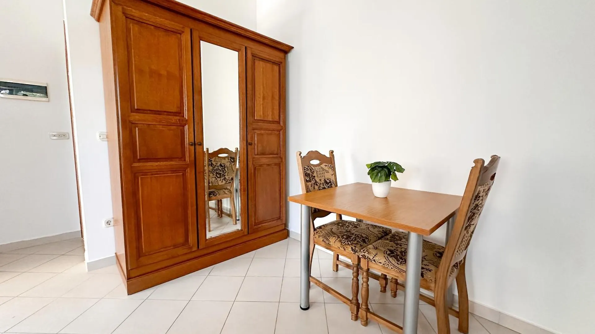 Sunside Apartments Pula Croatia